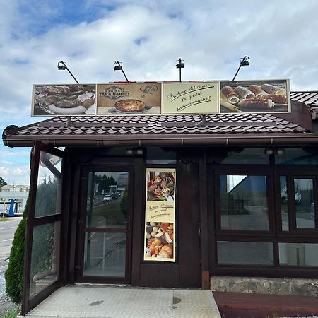 Restaurant Motel Dolorean Săcele エクステリア 写真